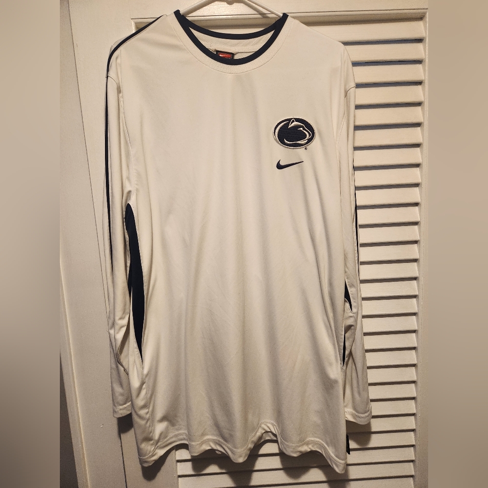 Nike penn state long sleeve shirt size L